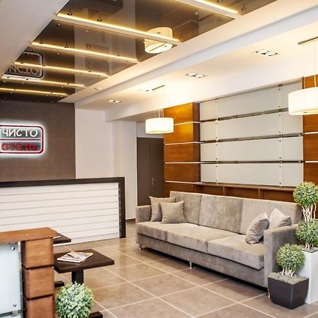 Chisto Hotel โกเมล ภายนอก รูปภาพ