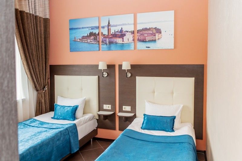 Chisto Hotel โกเมล ภายนอก รูปภาพ