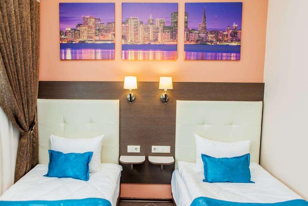 Chisto Hotel โกเมล ห้อง รูปภาพ